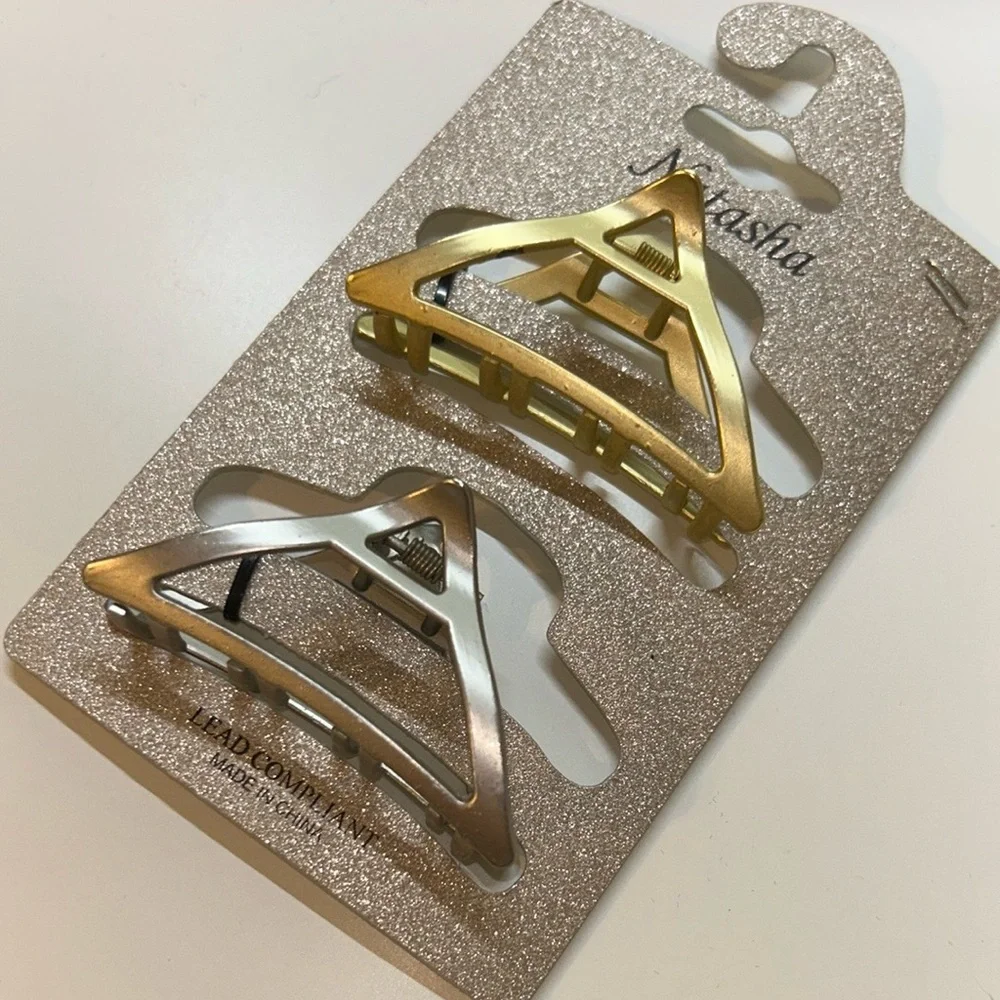 🩷FIRM PRICE🩷Natasha Couture Hair clips